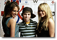 Hilary and Haylie Duff